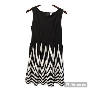 3/$25 Xhilaration Black & Ivory Dress - M